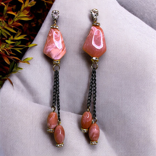 Shaded chain dangle earrings Peach Earrings bead casuals Ear Rings Earrings office Trincket Jewellry Jewelry Jewellery