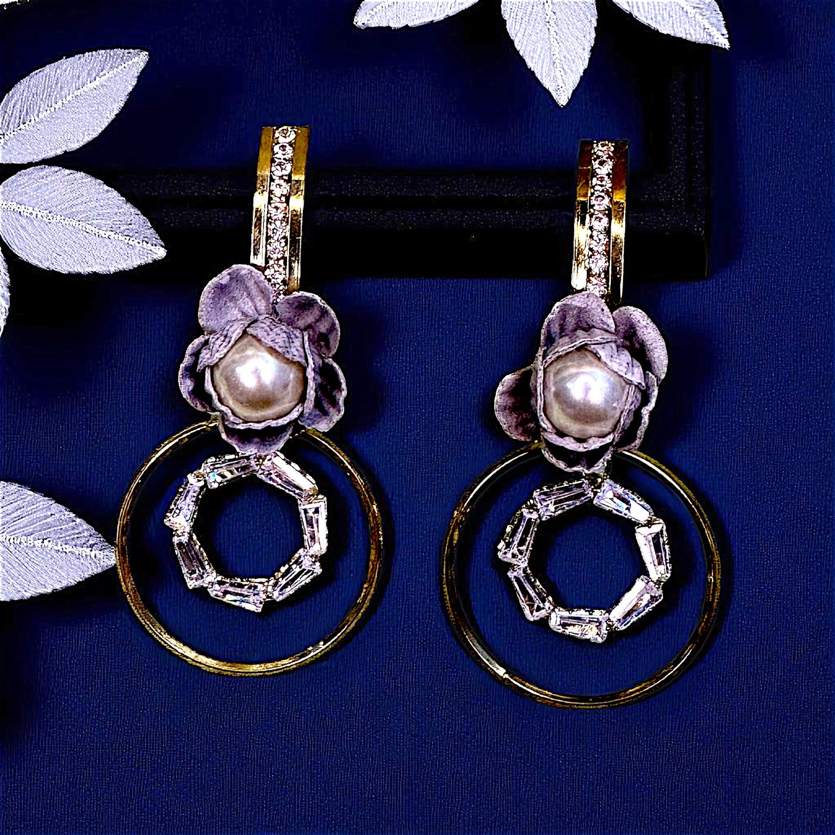 AD Stone Flower Earrings Grey Earrings AD Ear Rings Earrings party Trincket Jewellry Jewelry Jewellery