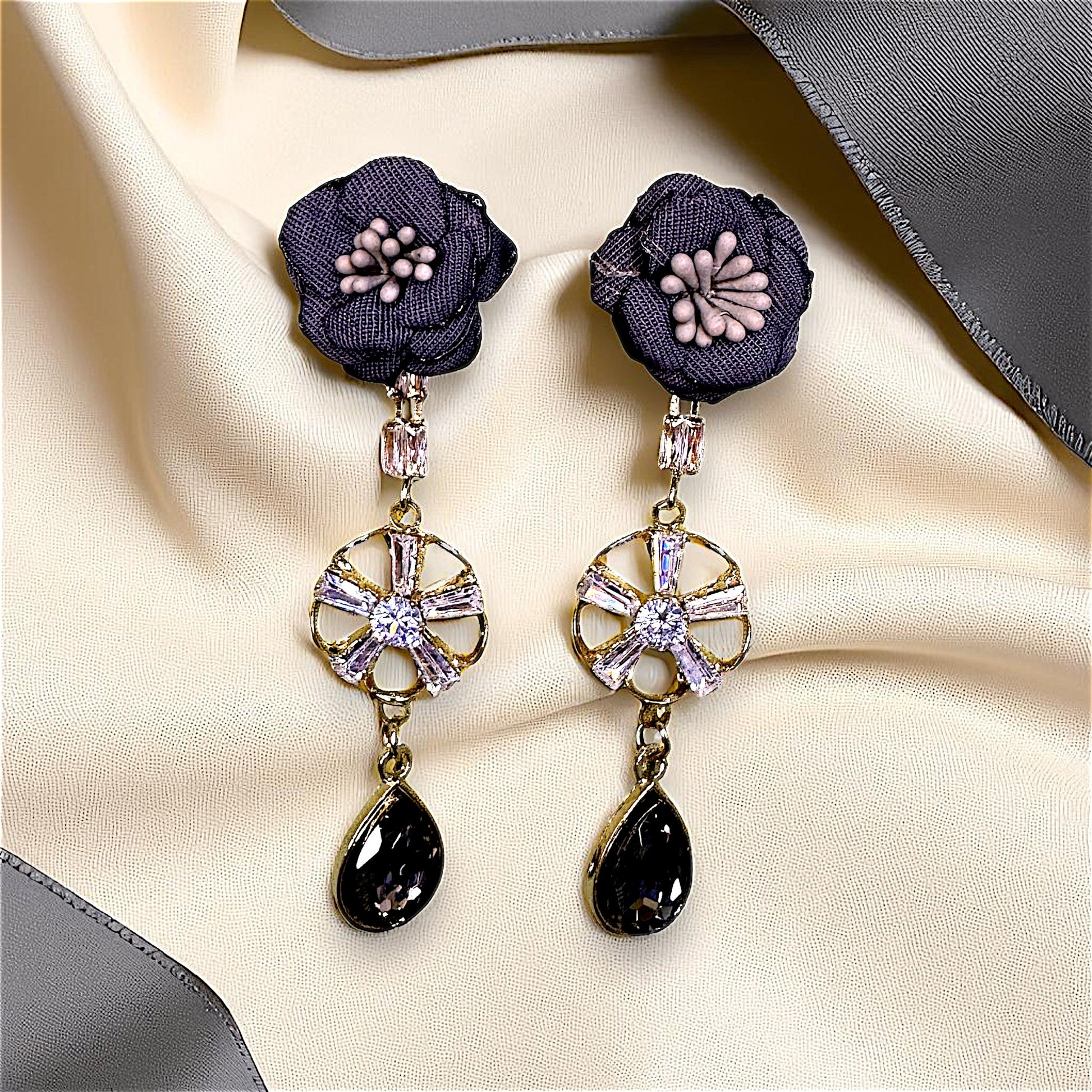 Flower Earrings with Glass Beads Grey Earrings AD Ear Rings Earrings party Trincket Jewellry Jewelry Jewellery