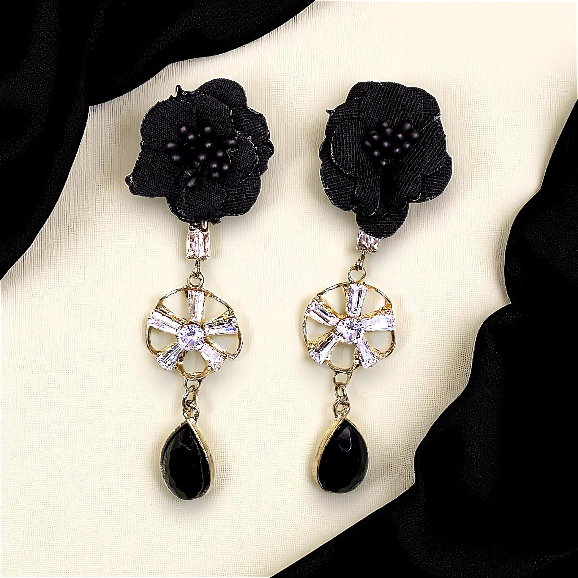 Flower Earrings with Glass Beads Black Earrings AD Ear Rings Earrings party Trincket Jewellry Jewelry Jewellery