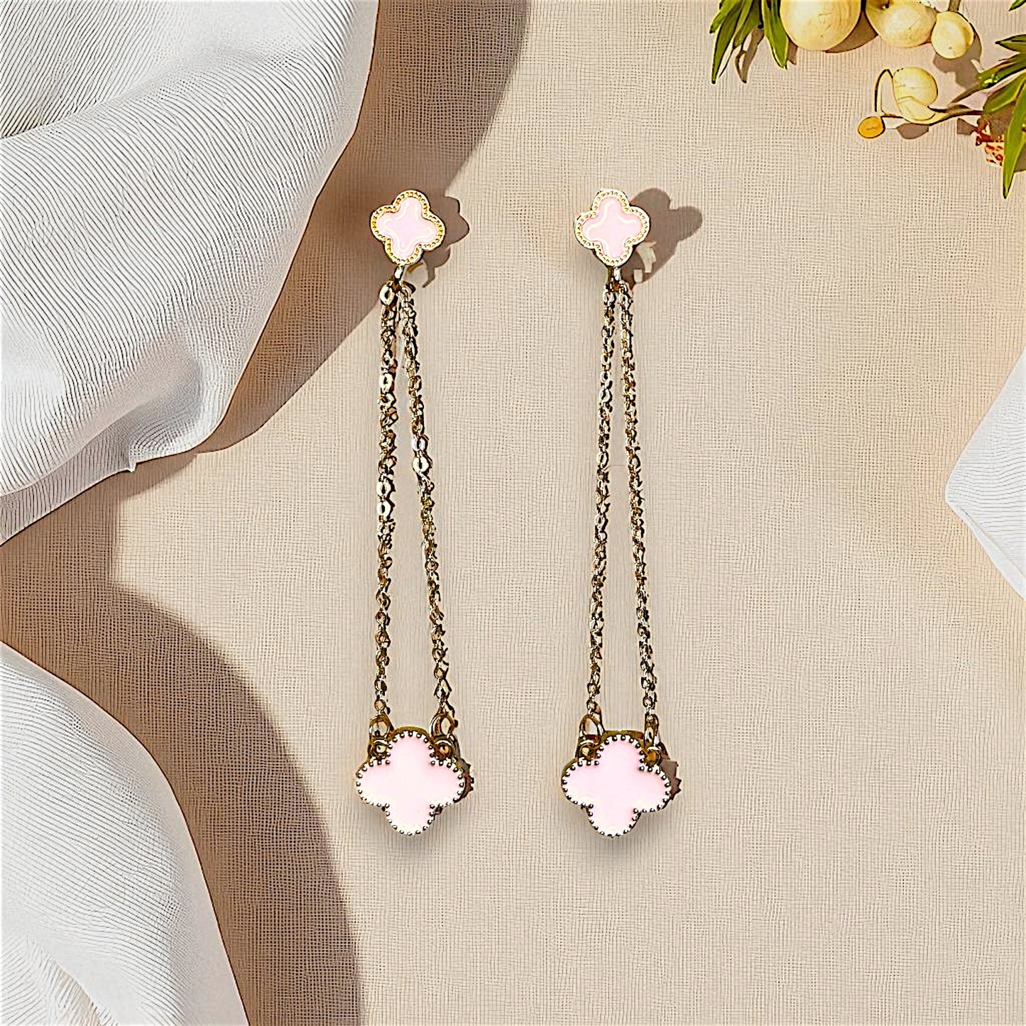 4 Petal Danglers White Earrings Ear Rings Earrings ethnic party Trincket Jewellry Jewelry Jewellery