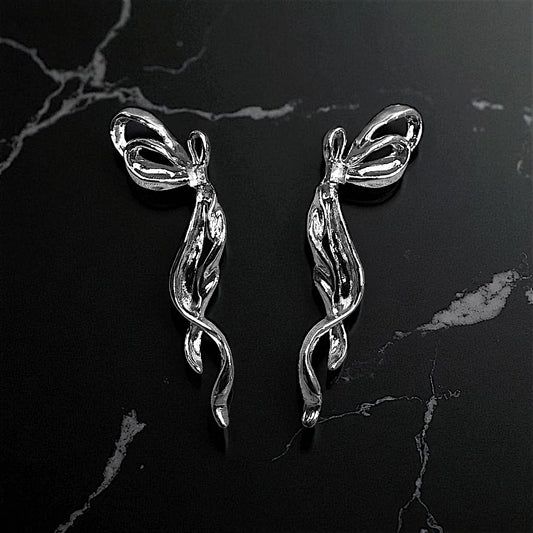 Silver Random Design Earrings Earrings casuals Ear Rings Earrings party Trincket Jewellry Jewelry Jewellery