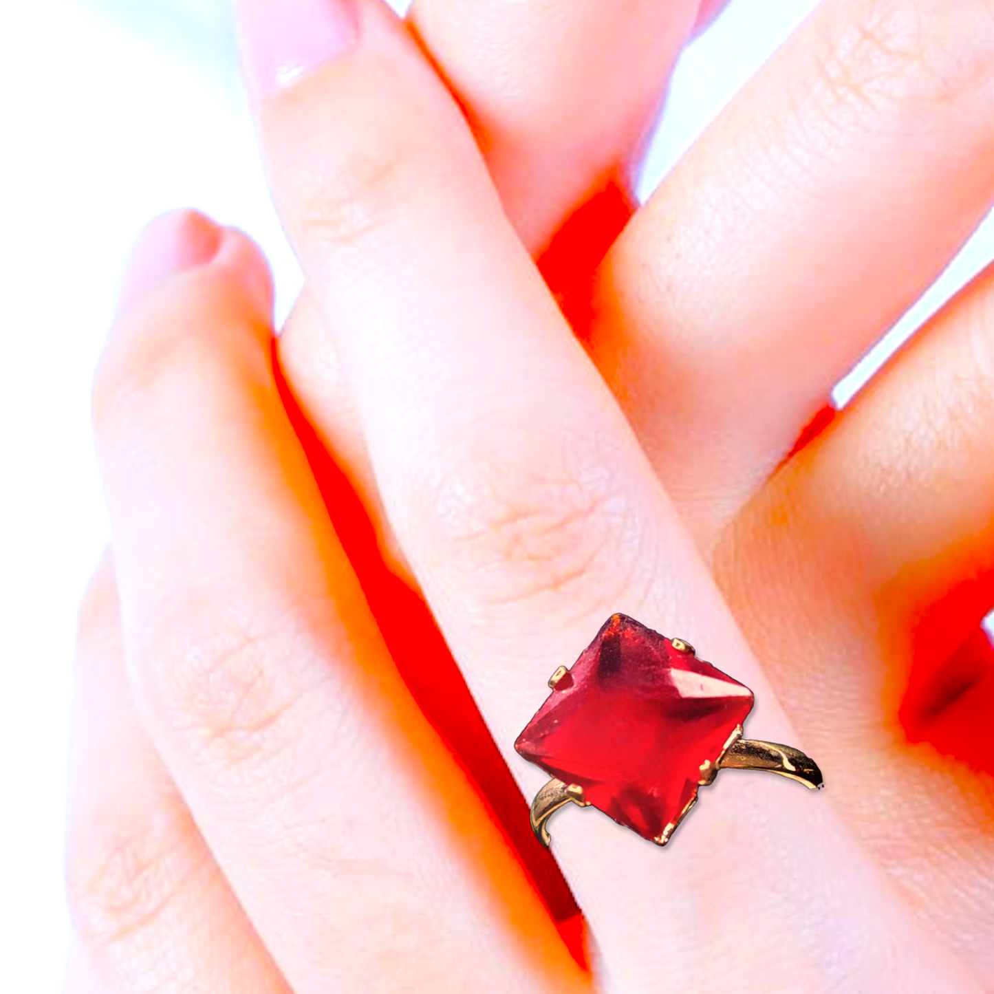 Sparkle Bright: Diamond Shaped Stone Ring - Adjustable! Red Ring Ring Trincket Jewellry Jewelry Jewellery