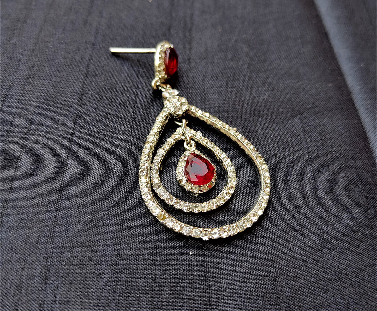 White and Red Small Stone Earrings Earrings Ear Rings Earrings ethnic party Trincket Jewellry Jewelry Jewellery