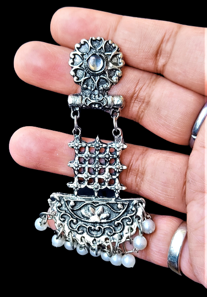 Oxidized half moon check pattern earrings Earrings Ear Rings Earrings ethnic Trincket Jewellry Jewelry Jewellery