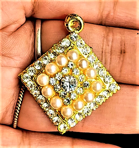 Gold and White Pearl Pendant Set Jewelry Set ethnic party Set Trincket Jewellry Jewelry Jewellery