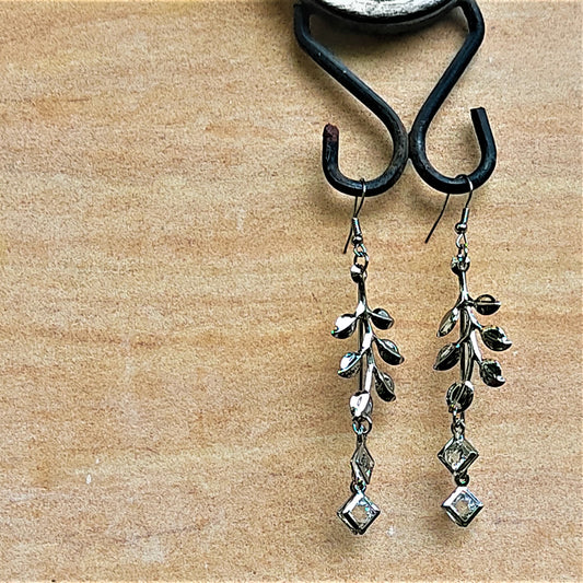 Leaf and Stem Silver Earrings Silver Earrings casuals Ear Rings Earrings office party Trincket Jewellry Jewelry Jewellery