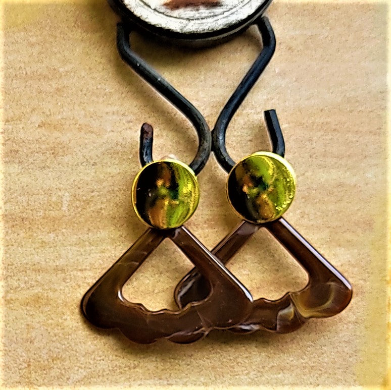 Triangle Shaped Wavy Earrings Brown Earrings casuals Ear Rings Earrings office Trincket Jewellry Jewelry Jewellery