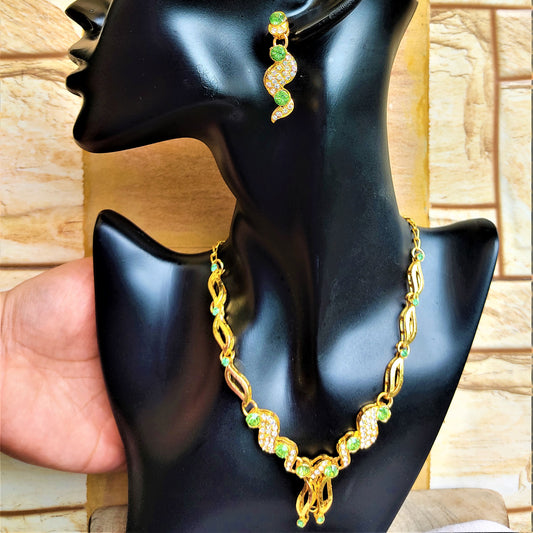 Green and Golden Set Green Jewelry Set ethnic Set Trincket Jewellry Jewelry Jewellery