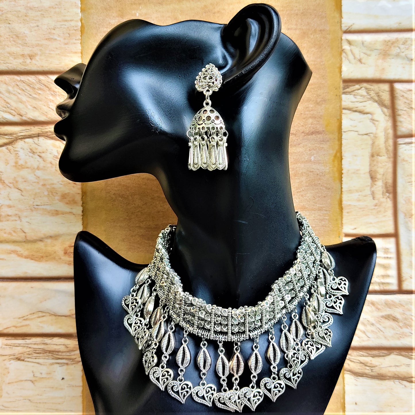 Choker set with Heart pattern hangings Jewelry Set ethnic Set Trincket Jewellry Jewelry Jewellery