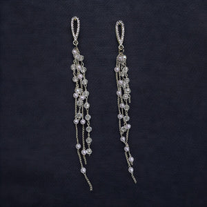 Dazzle Pearl Dangle