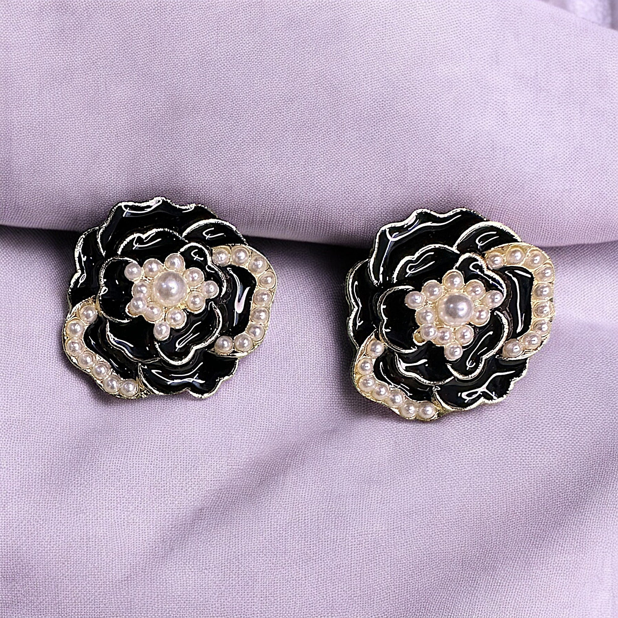 Beady Enamel Flower Studs - Ethnic Elegance Add a floral touch to your ethnic attire with Beady Enamel Flower Studs. Perfectly charming and stylish for every occasion!