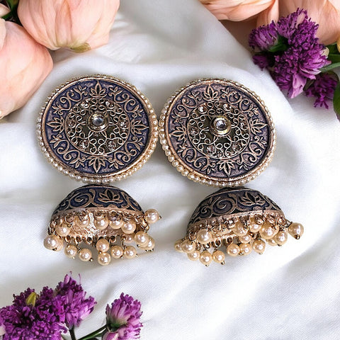 Leaf Pattern Round Big Jhumkis