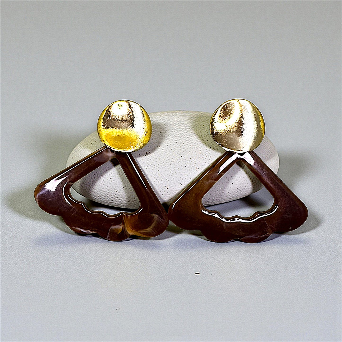 Triangle Shaped Wavy Earrings Brown Earrings casuals Ear Rings Earrings office Trincket Jewellry Jewelry Jewellery