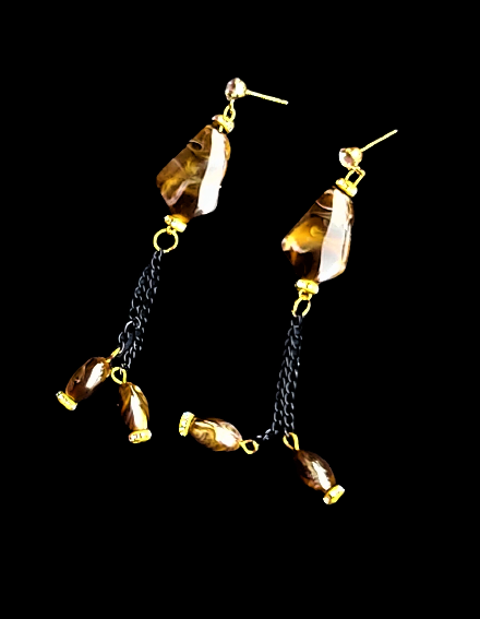 Shaded chain dangle earrings Brown Jewelry Ear Rings Earrings Trincket