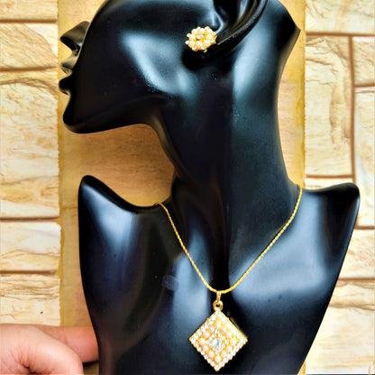 Gold and White Pearl Pendant Set Jewelry Set ethnic Set Trincket Jewellry Jewelry Jewellery