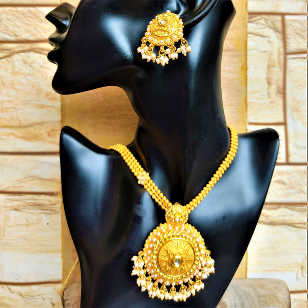 Golden Heavy Pearl Pendant Set Jewelry Set Trincket